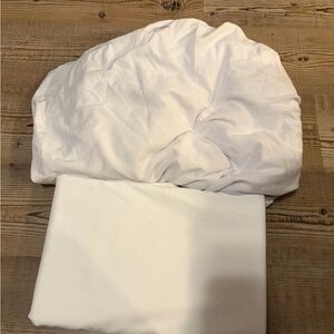 White Home Bedding Fitted Sheet and Pillowcase Set